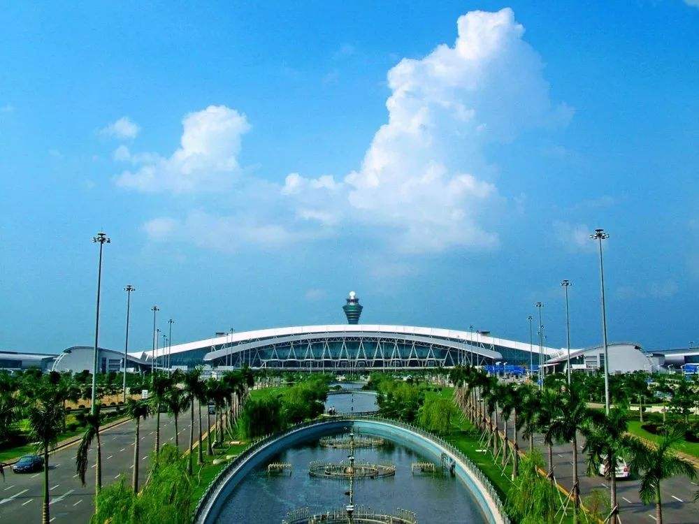 深圳湾口岸保安机场预约车接送