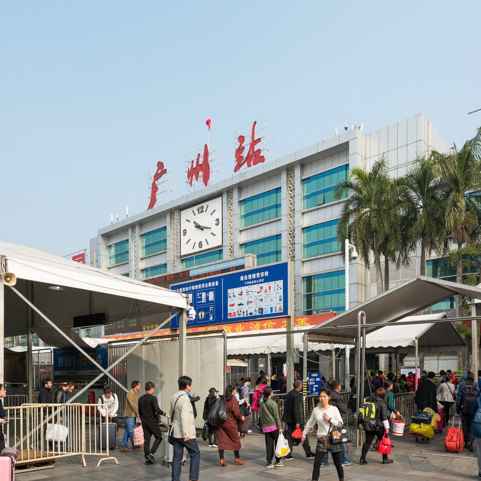 深圳湾口岸东莞高铁站包车服务
